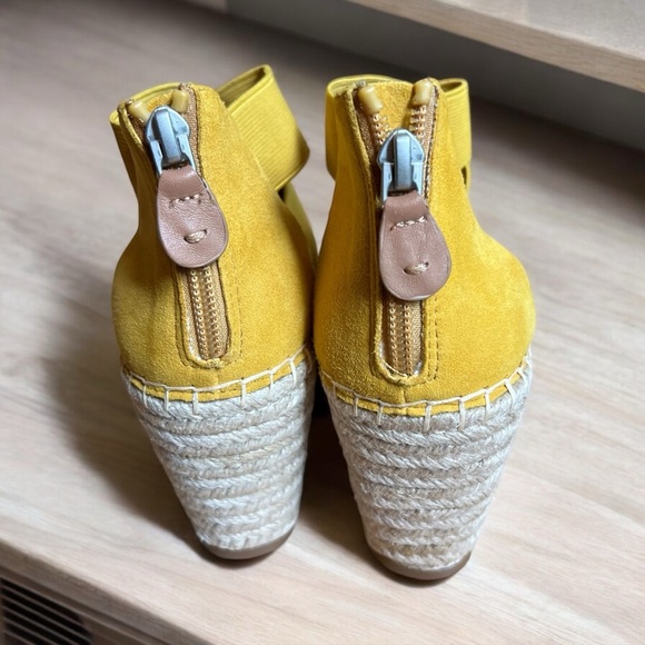 Gentle Souls Women’s Wedge Espadrilles Sandals - Picture 4 of 4